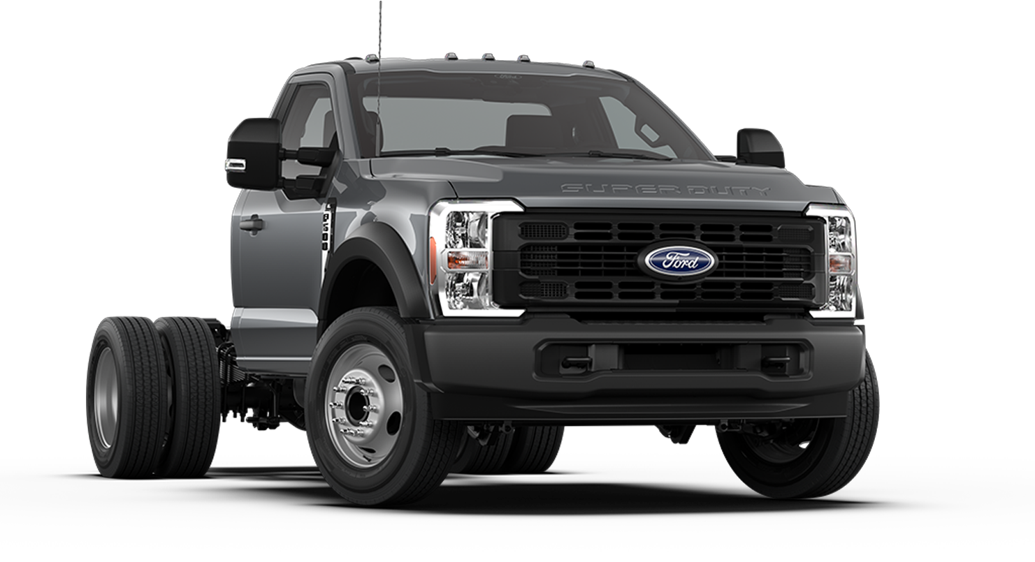 Ford F-600® XL Super Duty® à châssis-cabine 2026 illustré en gris pierre