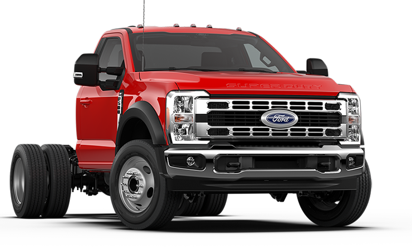 Ford F-600® XLT Super Duty® à châssis-cabine 2026 en rouge course