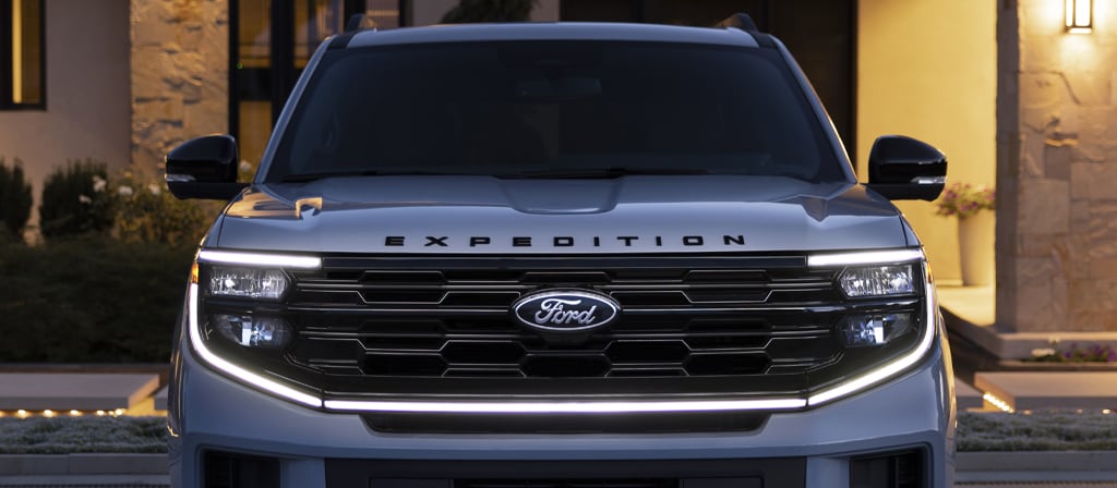 Calandre du VUS Ford Expedition® Platinum® 2025