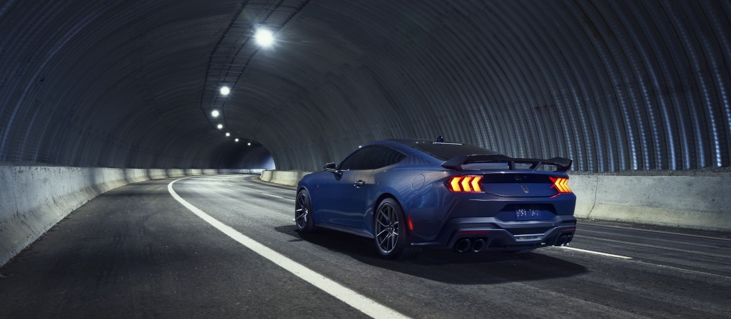 La Mustang Dark Horse.