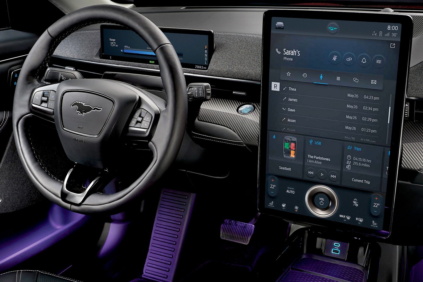 Le tableau de bord et l’écran de synchronisation d’un véhicule Mustang Mach-E