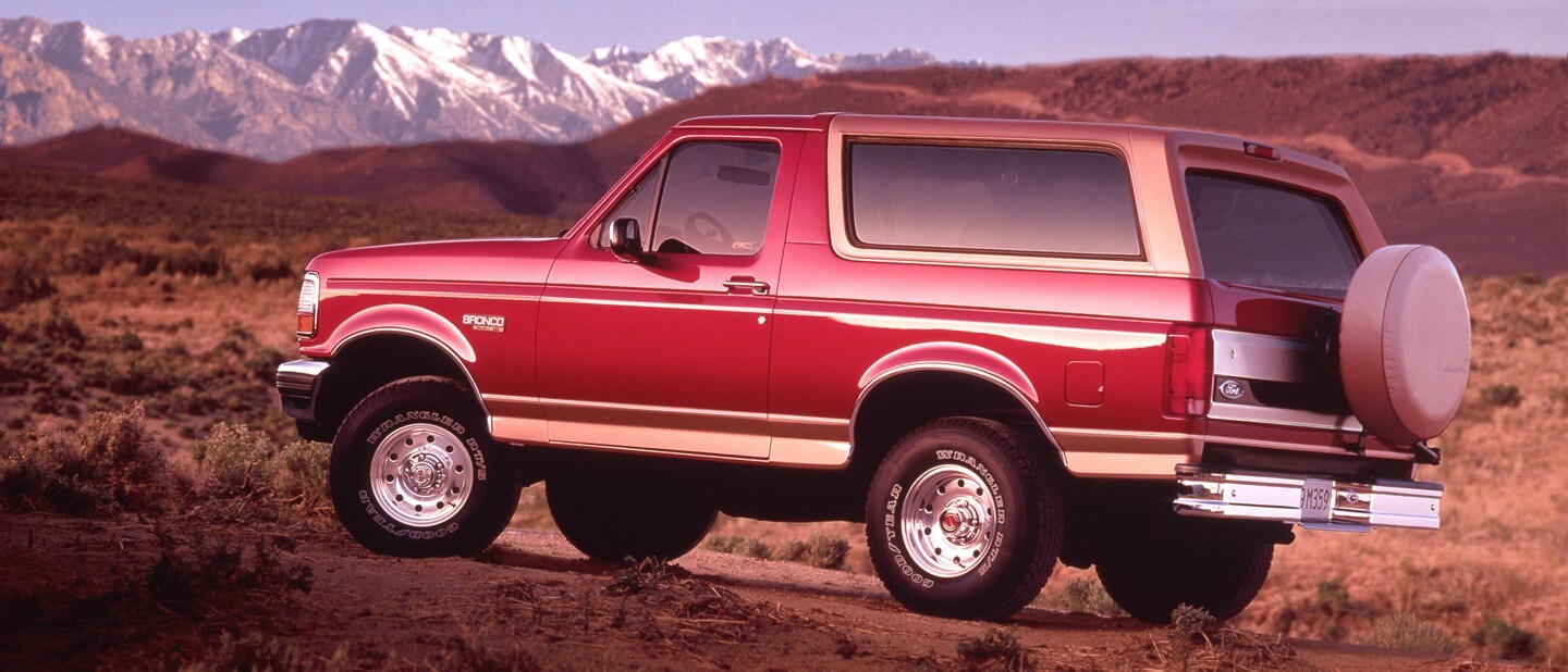 Ford Bronco Eddie Bauer 1994 en Electric Red