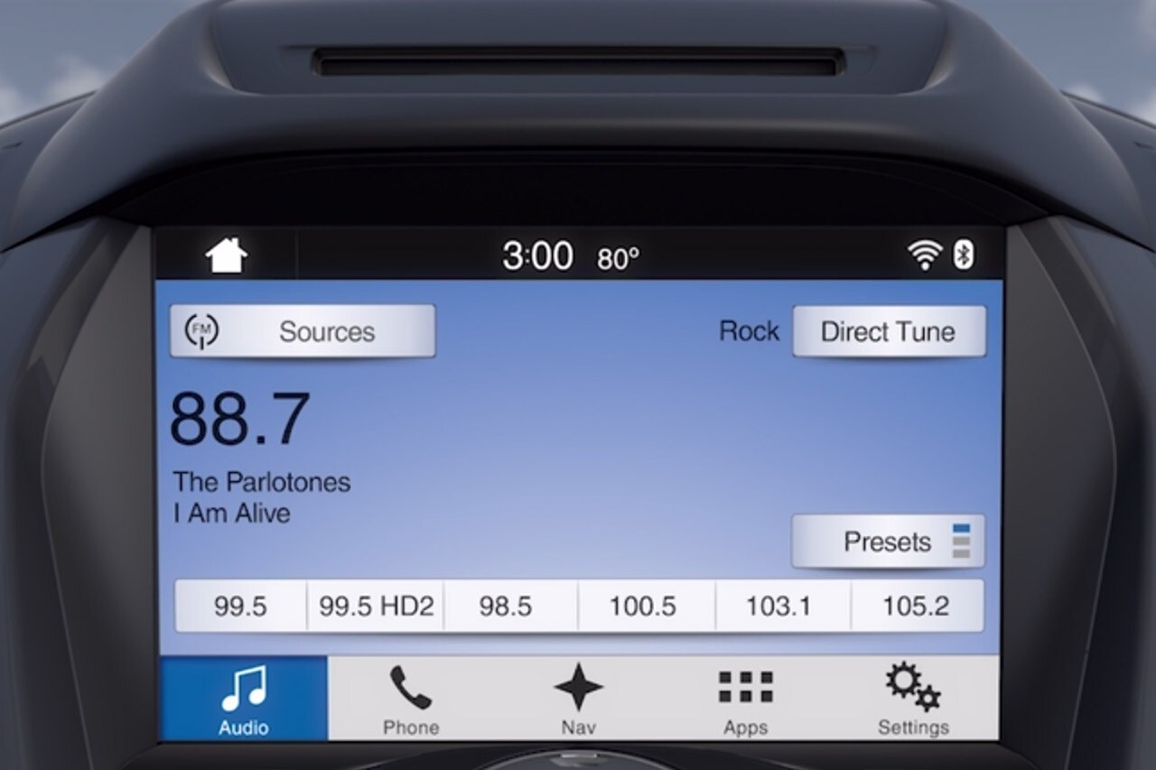 SYNC 3 Écoutez/réglez la radio par commandes vocales