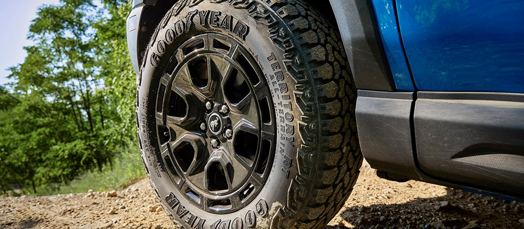 Pneu et roue noire du Ford Bronco Sport® 2025