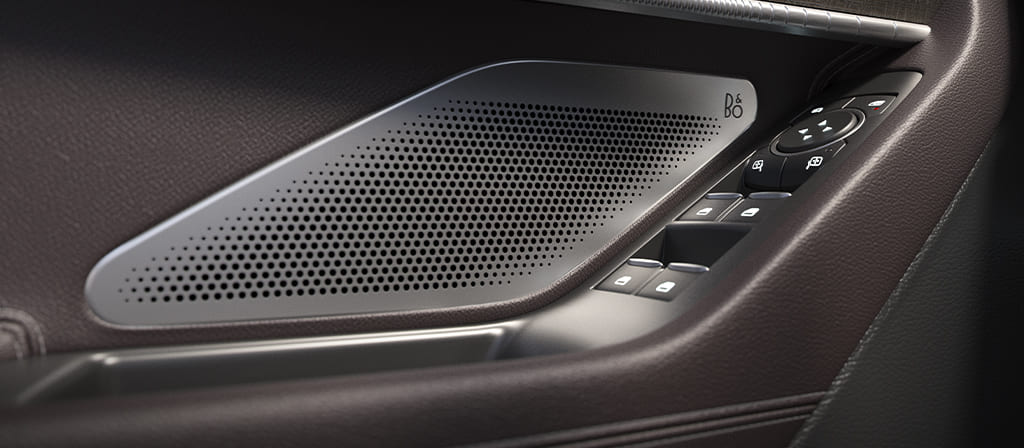 Habillage intérieur des portes et boutons en cuir du Ford Explorer® 2025