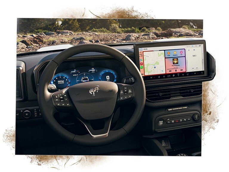 Intérieur d'un Ford Bronco Sport 2025 avec le tableau de bord et l'écran central de 13,2 pouces