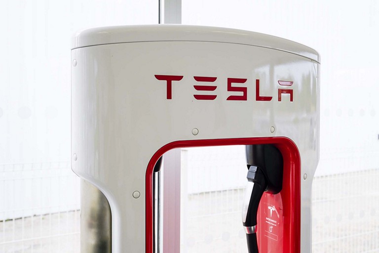Un Superchargeur de Tesla