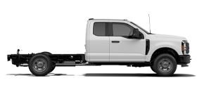 Super Duty à châssis-cabine 2027 en blanc Oxford