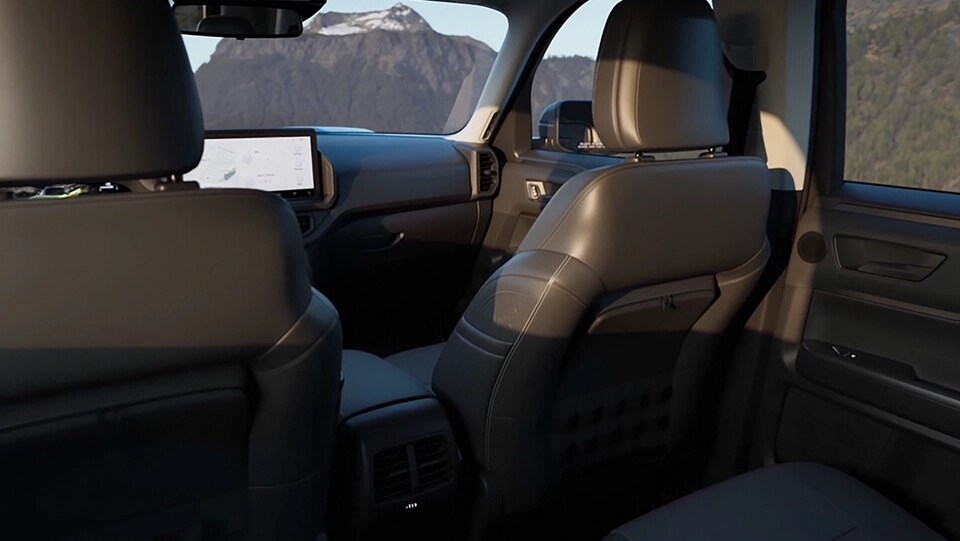 Intérieur du VUS Ford Bronco Sport® 2025 illustré en havane