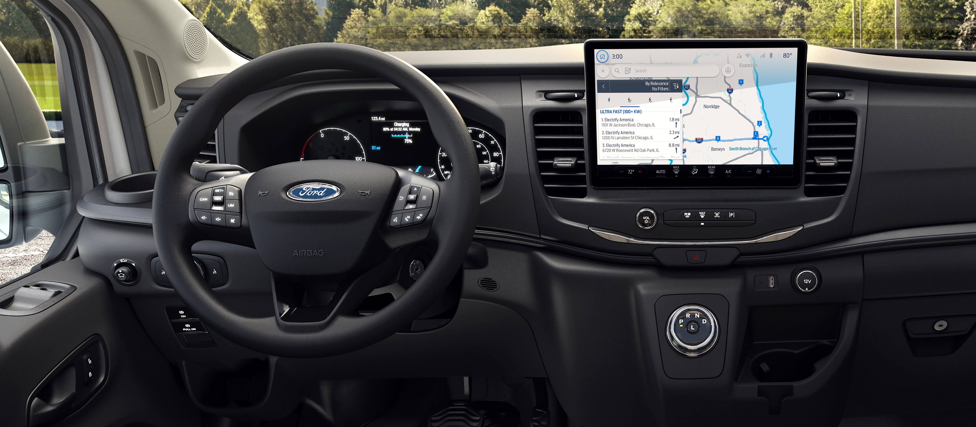 L’affichage de l’ordinateur intérieur d’un véhicule Ford E-Transit™ 2025
