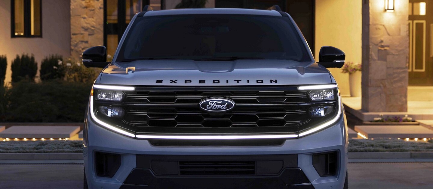 Calandre du VUS Ford Expedition® Platinum® 2025
