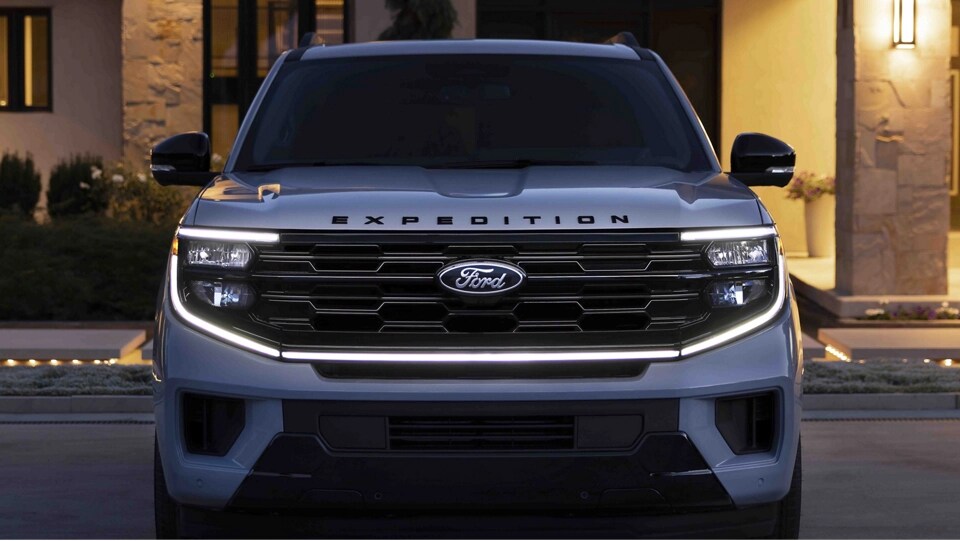 Calandre du VUS Ford Expedition® Platinum® 2025