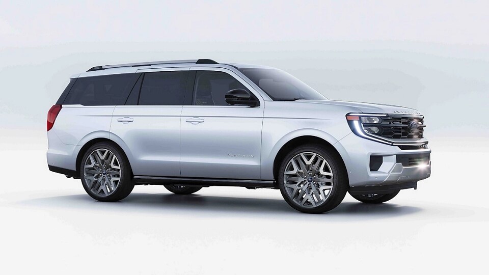 Profil latéral d’un VUS Ford Expedition® 2025 en argent spatial métallisé