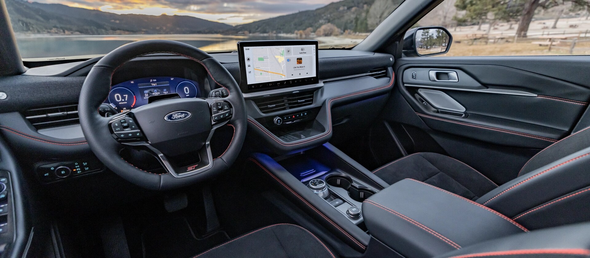 Siège du conducteur et volant d’un VUS Ford Explorer® 2025
