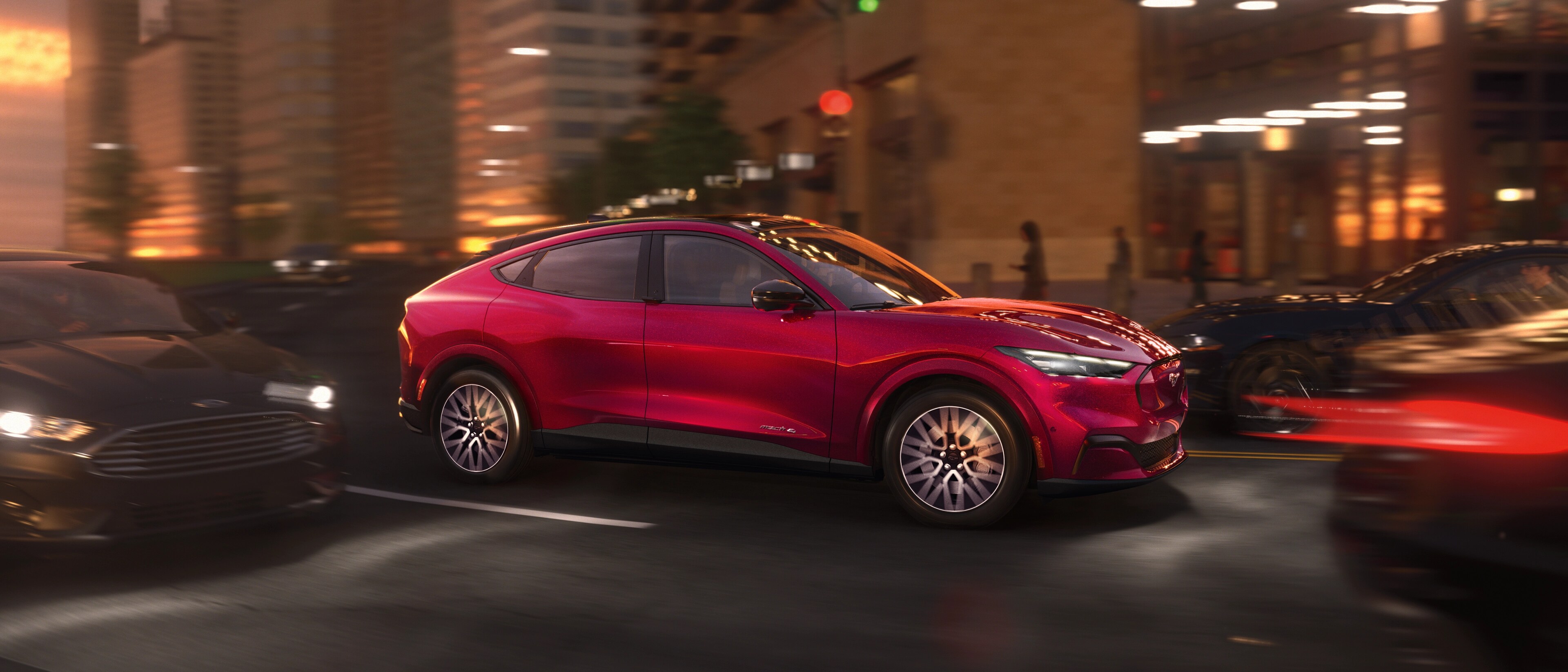 Ford Mustang Mach-E® 2025 dans la circulation