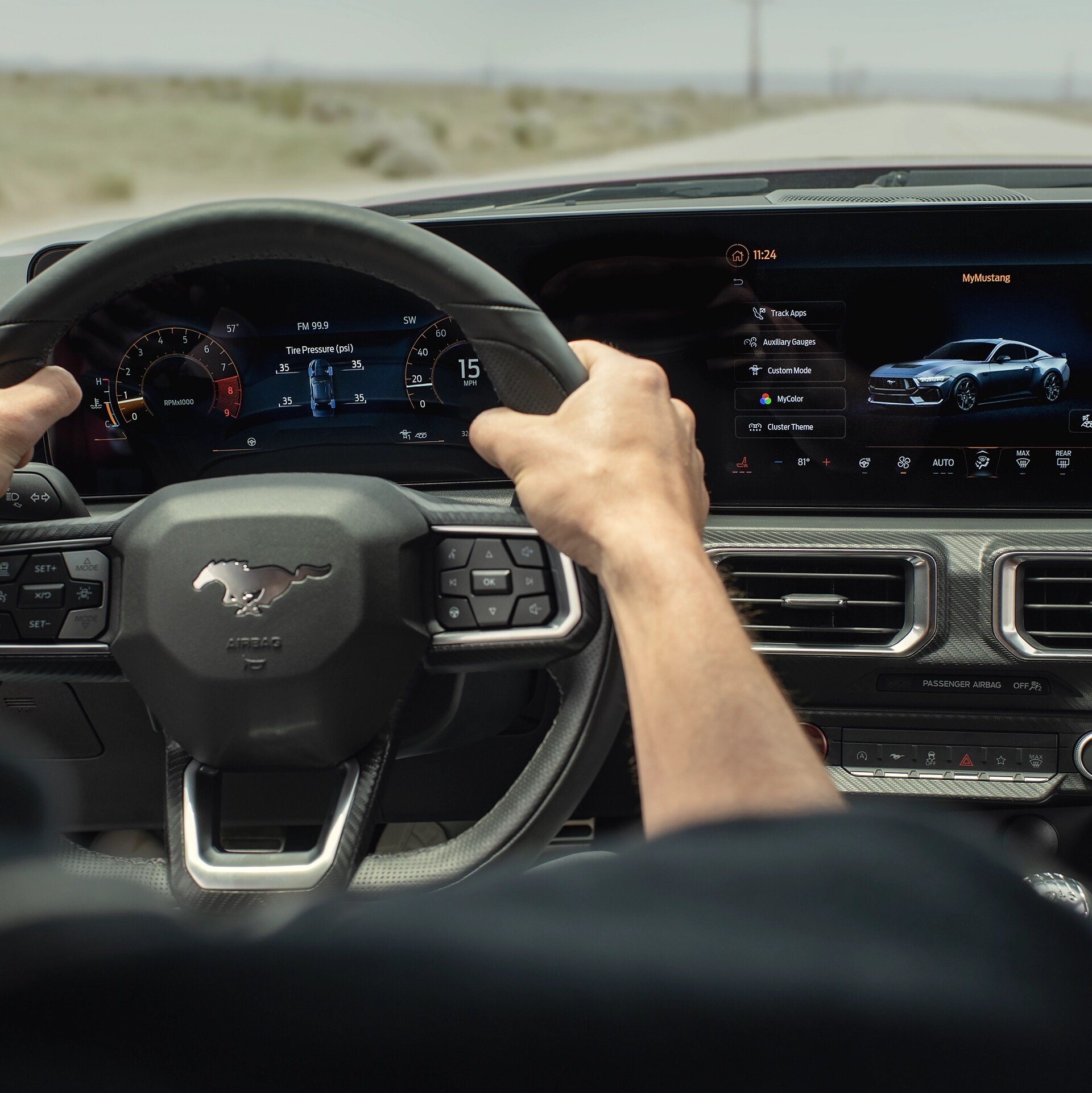 Personne conduisant une Ford Mustang® Coupé 2026