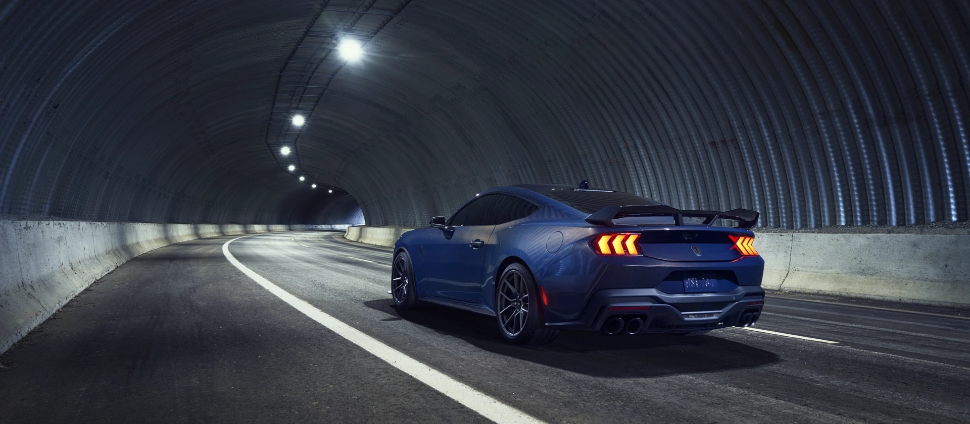 La Mustang Dark Horse.