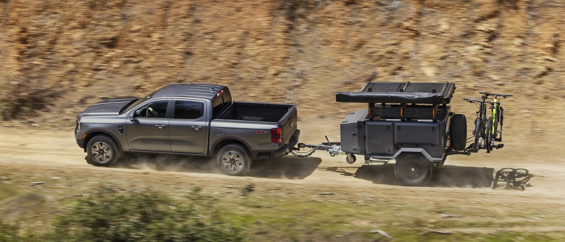 Ranger® Lariat® 4x4 2025 avec équipement en option et accessoires Ford en option illustrés