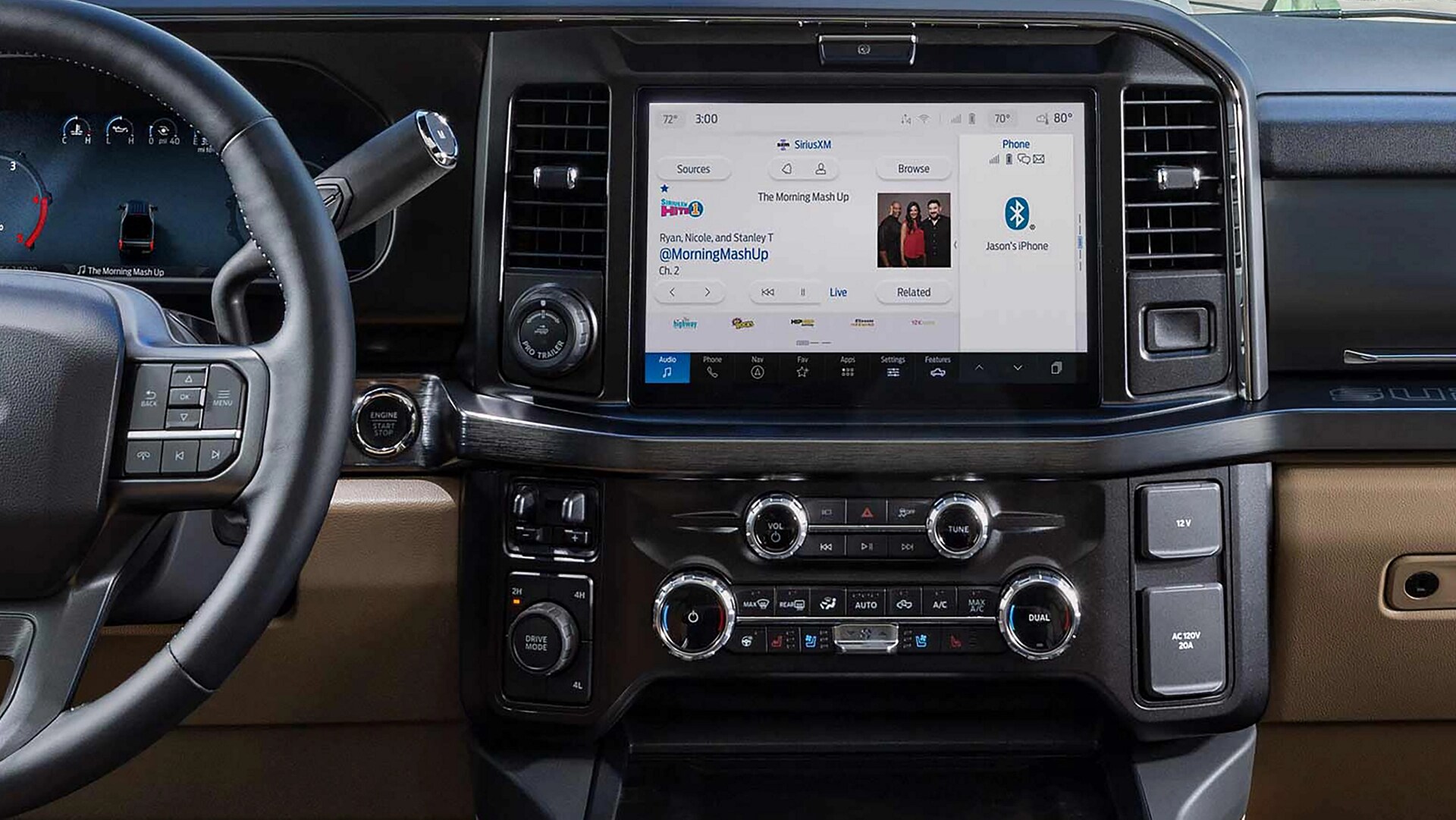 Vue intérieure d’un Ford Super Duty® F-350® Lariat® 2026 avec l’ensemble ultime Lariat®