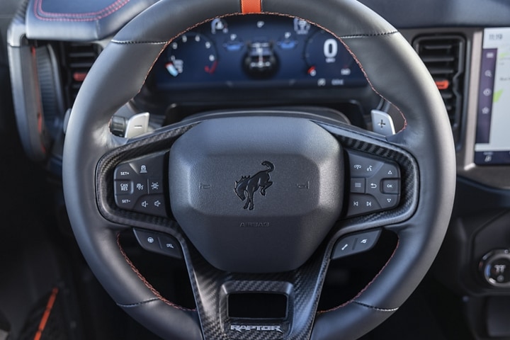 Volant et tableau de bord du Ford Bronco® Raptor® 2023