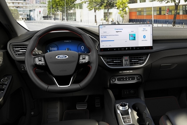 Technologie Ford plus Alexa en option dans un Ford Escape® 2023 illustré