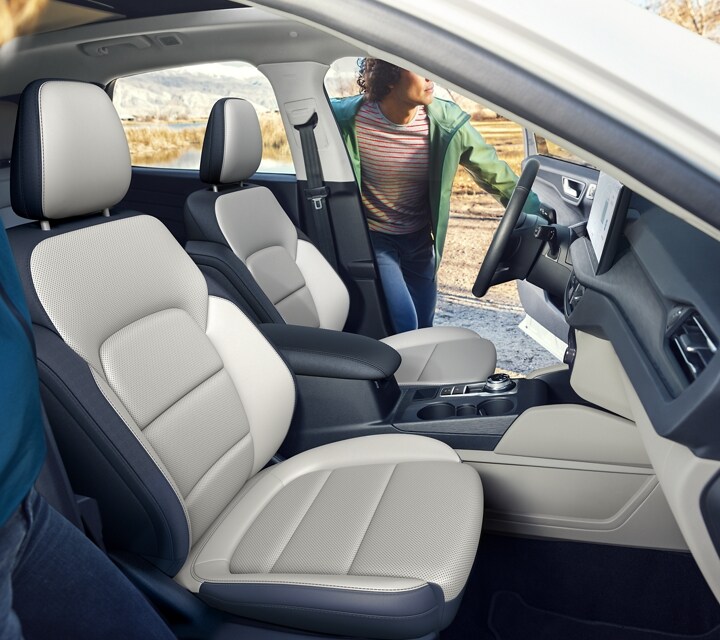VUS Ford Escape® 2024 Prix, photos, caractéristiques et plus Ford.ca