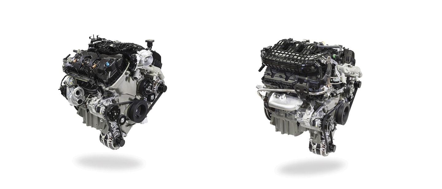 Moteur PFDi V6 de 3,5 L à gauche et moteur EcoBoost® V6 de 3,5 L à droite