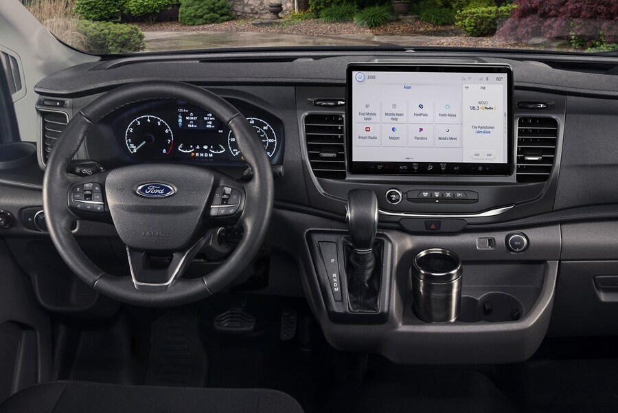 Gros plan de l’intérieur d’un modèle Ford Transit® 2025