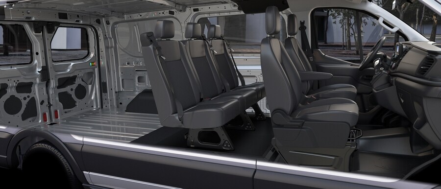 Intérieur de la fourgonnette Ford Transit® 2023 avec 5 places