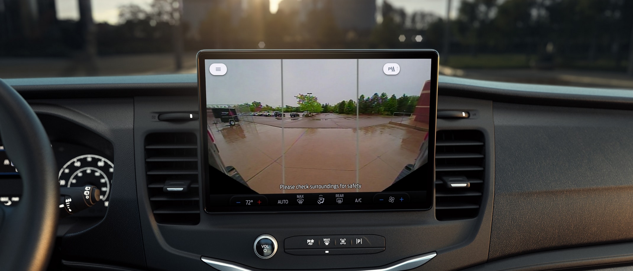 Gros plan de l’écran tactile avec une image de la zone environnante